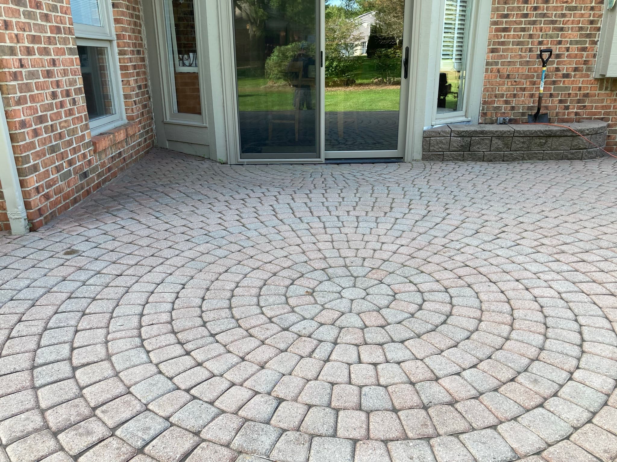 Circular Brick Patio Cleaning